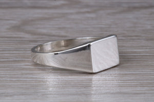 Unisex Signet Ring in Sterling Silver