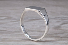 Load image into Gallery viewer, Unisex Signet Ring in Sterling Silver