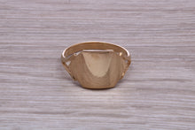 Load image into Gallery viewer, Square Faced Yellow Gold Signet Ring