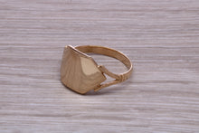 Load image into Gallery viewer, Square Faced Yellow Gold Signet Ring