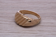 Load image into Gallery viewer, Large Patterned Yellow Gold Signet Ring