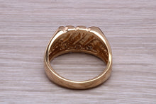 Load image into Gallery viewer, Large Patterned Yellow Gold Signet Ring