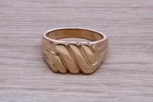 Load image into Gallery viewer, Large Patterned Yellow Gold Signet Ring