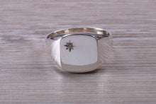 Load image into Gallery viewer, Chunky Round cut Diamond set Signet Ring