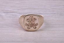 Load image into Gallery viewer, Chunky Prince of Wales Feathers Signet Ring in Solid Yellow Gold