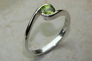 Natural Peridot Gemstone Ring.Sterling Silver Peridot.Perfect 16th,18th,21st birthday or Anniversary Gift.Promise Ring,Dress,Statement Ring.