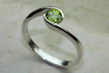 Load image into Gallery viewer, Natural Peridot Gemstone Ring.Sterling Silver Peridot.Perfect 16th,18th,21st birthday or Anniversary Gift.Promise Ring,Dress,Statement Ring.