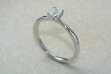 Load image into Gallery viewer, Princess cut Diamond Solitaire