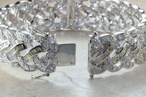 Very Dressy 10 carat Diamond set White Gold Hinged Bangle