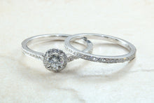 Load image into Gallery viewer, Halo set Diamond Bridal rings