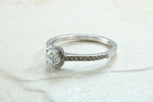 Load image into Gallery viewer, Halo set Diamond Bridal rings