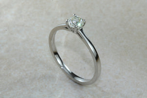 Natural round brilliant cut diamond platinum solitaire, 0.47 carat top grade diamond