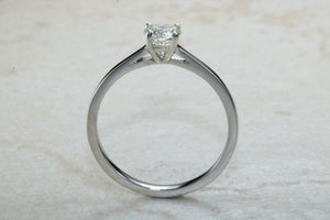 Natural round brilliant cut diamond platinum solitaire, 0.47 carat top grade diamond