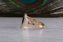 Load image into Gallery viewer, Gold Signet Ring, Suitable for Ladies and Gents