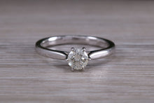 Load image into Gallery viewer, Simple and Elegant Diamond set 18ct White Gold Solitaire