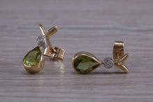 Load image into Gallery viewer, Peridot and Diamond set Earrings, Necklace and Bracelet in Yellow Gold