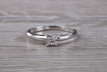 Load image into Gallery viewer, Dainty and Minimalist Princess cut diamond Set 18ct White Gold Solitaire