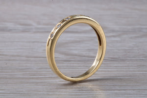 Round cut Diamond set 18ct Gold Band