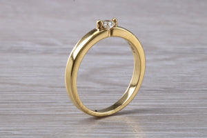 Diamond set 18ct Yellow Gold Band