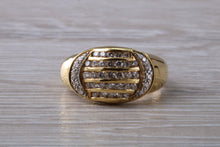 Load image into Gallery viewer, Beautiful 5 row Diamond set 18ct Yellow Gold Ring