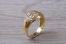 Load image into Gallery viewer, Beautiful 5 row Diamond set 18ct Yellow Gold Ring