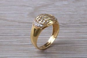 Beautiful 5 row Diamond set 18ct Yellow Gold Ring