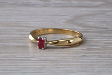 Load image into Gallery viewer, Petite and Simple Ruby set 18ct Gold Solitaire