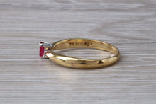 Load image into Gallery viewer, Petite and Simple Ruby set 18ct Gold Solitaire