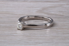 Load image into Gallery viewer, Simple and Minimalistic Princess cut Diamond set 18ct White Gold Solitaire