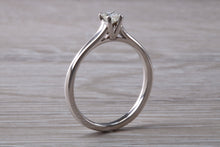 Load image into Gallery viewer, Simple and Minimalistic Princess cut Diamond set 18ct White Gold Solitaire