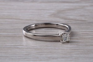 Simple and Minimalistic Princess cut Diamond set 18ct White Gold Solitaire