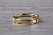 Load image into Gallery viewer, Emerald cut Diamond set 18ct Yellow Gold Ring