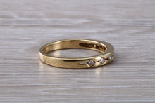 Load image into Gallery viewer, Round cut Diamond set 18ct Gold Band