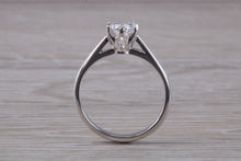 Load image into Gallery viewer, Tulip Flower Solitaire, Certified Round cut Diamond