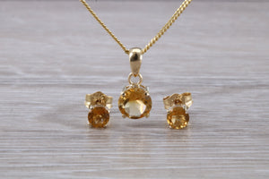 Round cut Citrine Earrings and Matching Necklace set in Yellow Gold