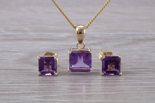 Square cut Amethyst Matching Earrings and Necklace set in Yellow Gold