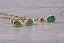 Load image into Gallery viewer, Pear Drop cut Emerald Earrings with Matching Necklace