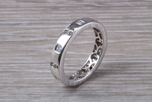 Load image into Gallery viewer, Chunky Full Circle Diamond set Band