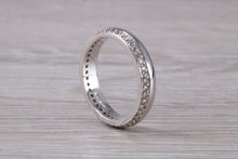 Load image into Gallery viewer, Chunky 4 mm Wide Full Circle set Diamond Band