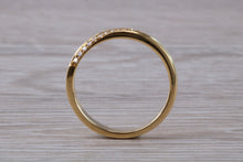 Load image into Gallery viewer, Crossover Diamond set 18ct Yellow Gold Band