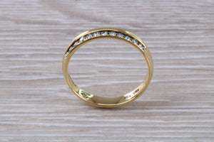 Edge set Diamond 18ct Yellow Gold Wedding Band