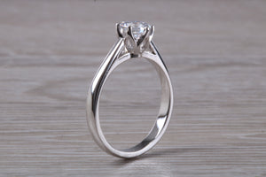 Tulip Flower Solitaire, Certified Round cut Diamond