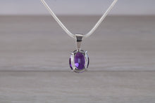 Load image into Gallery viewer, Oval cut Amethyst set Silver Necklace