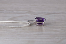 Load image into Gallery viewer, Oval cut Amethyst set Silver Necklace
