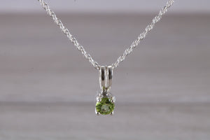 Natural Peridot Gemstone set Silver Necklace
