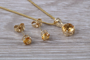 Round cut Citrine Earrings and Matching Necklace set in Yellow Gold