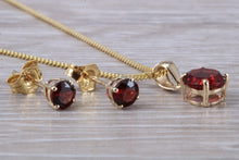 Load image into Gallery viewer, Round Garnet Earrings and Matching Necklace set in Yellow Gold