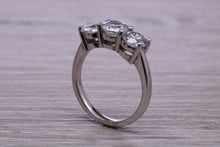 Load image into Gallery viewer, 1.50ct 3 Round cut Moissanite Diamond set Platinum Ring