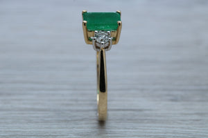 Emerald and Diamond Trilogy set Yellow Gold Ring