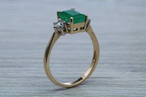 Emerald and Diamond Trilogy set Yellow Gold Ring